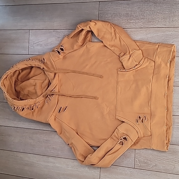 Lily & Lottie Tops - Chelsea DeBoer by Lily and Lottie distressed mustard hoodie size small